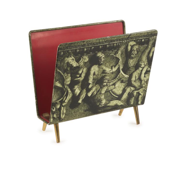 Hauptbild zu Objekt, 'Bassorilievo' magazine rack, 1950/60s, Piero Fornasetti, Fornasetti, Mailand, 128B 378