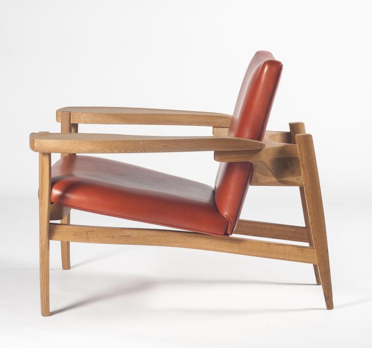 Bild 2 zu Objekt, Lounge chair and end table, c1965, D&auml;nemark, 128A 172