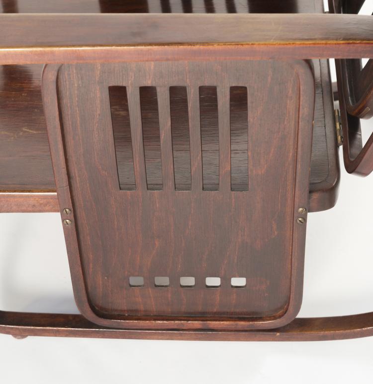 Bild 8 zu Objekt, 'Sitzmaschine', c1905, Josef Hoffmann, Kohn, J. & J., Teschen, 130A 1