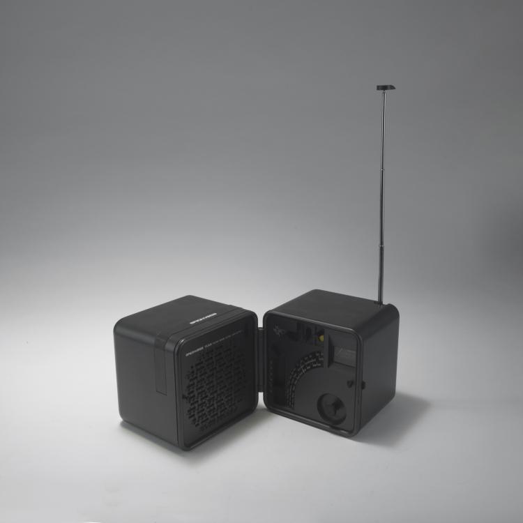 Bild 1 zu Objekt, Klappradio 'TS 505 a', 1977, Richard Sapper, Brionvega, Mailand, 128B 396