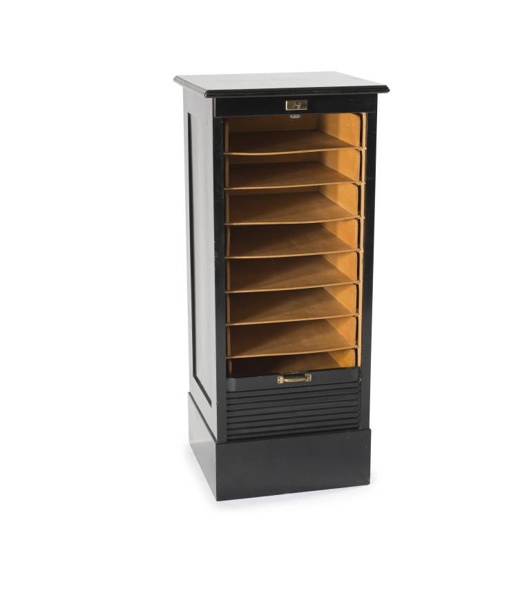 Bild 3 zu Objekt, Rolladenschrank, 1920/30er Jahre, Deutschland, 128B 197