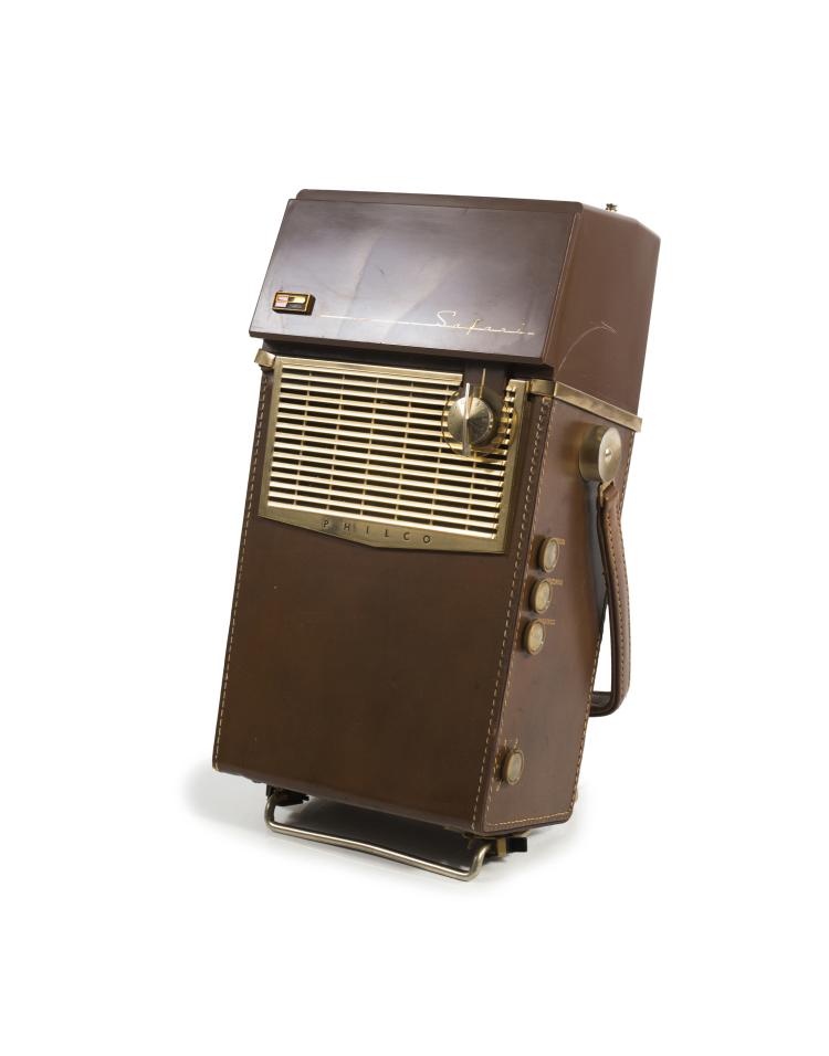 Hauptbild zu Objekt, Tragbarer Fernseher 'Safari', 1959, Philco, USA, 128B 391