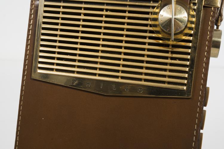 Bild 4 zu Objekt, Tragbarer Fernseher 'Safari', 1959, Philco, USA, 128B 391