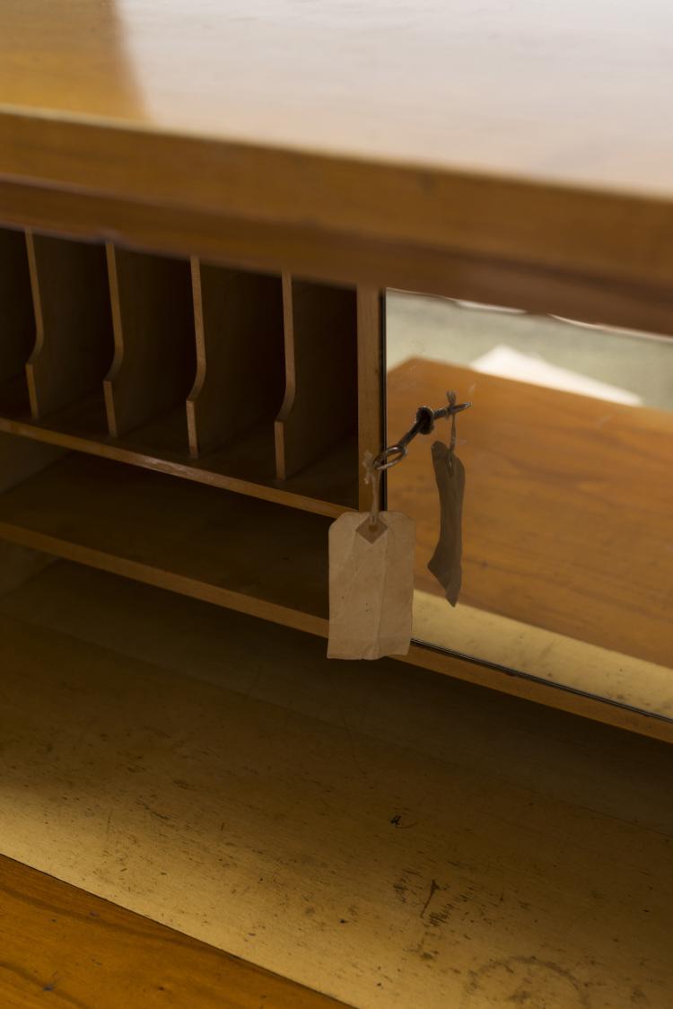 Bild 4 zu Objekt, Secretary / Dresser, 1930/40s, Vereinigte Werkst&auml;tten, M&uuml;nchen, 128B 206