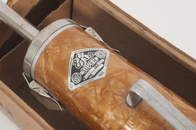 Bild 2 zu Objekt, Staubsauger 'Efi Super', 1930/40er Jahre, Veuma, Dresden (Vertrieb), 128B 387