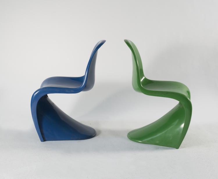 Bild 1 zu Objekt, Two 'Panton' chairs, 1962/67, Verner Panton, Fehlbaum Production, Weil am Rhein; Herman Miller, Zeeland, 128A 164