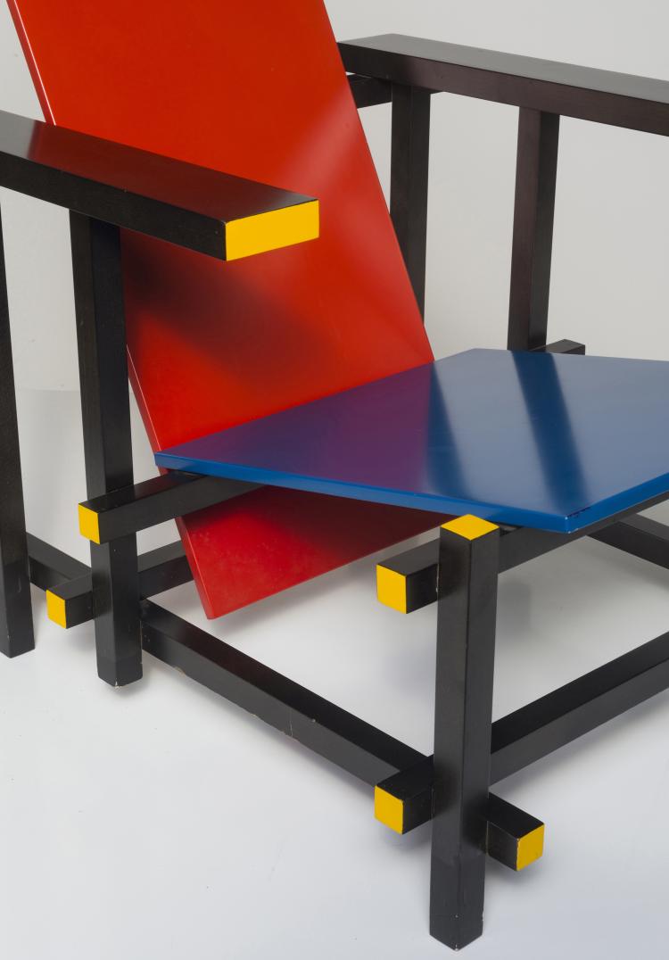 Bild 6 zu Objekt, Armlehnsessel 'Rot-Blau', 1918, Gerrit Rietveld, Cassina, Mailand, 128B 195