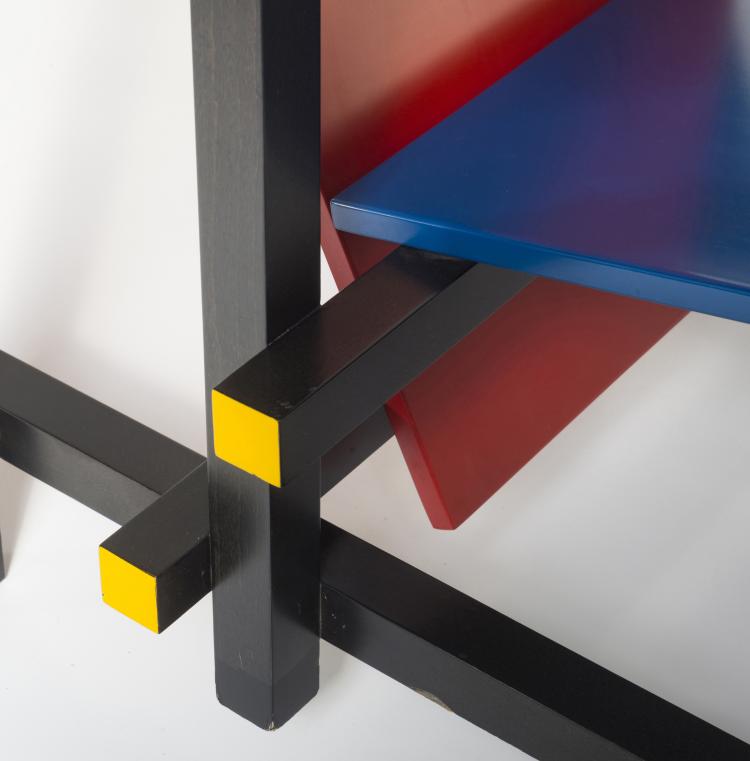 Bild 8 zu Objekt, Armlehnsessel 'Rot-Blau', 1918, Gerrit Rietveld, Cassina, Mailand, 128B 195