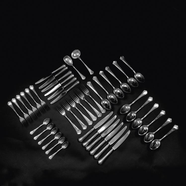 Hauptbild zu Objekt, Speisebesteck '6200', um 1903, Peter Behrens, Bahner, Franz, D&uuml;sseldorf, 129 398