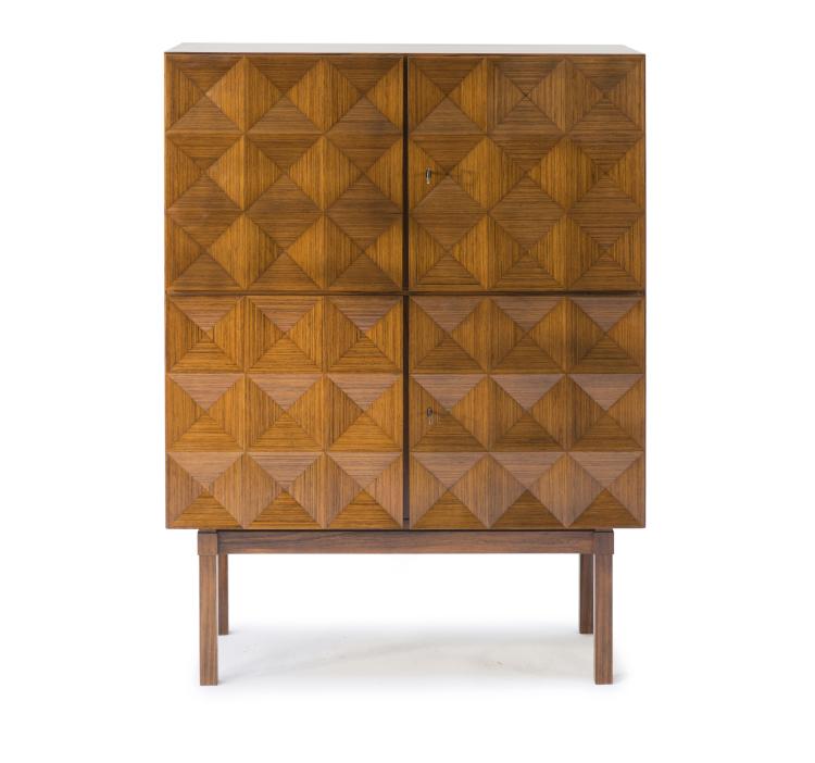 Hauptbild zu Objekt, Highboard, um 1960, Behr, Erwin, Wendlingen (zugeschrieben), 128B 404