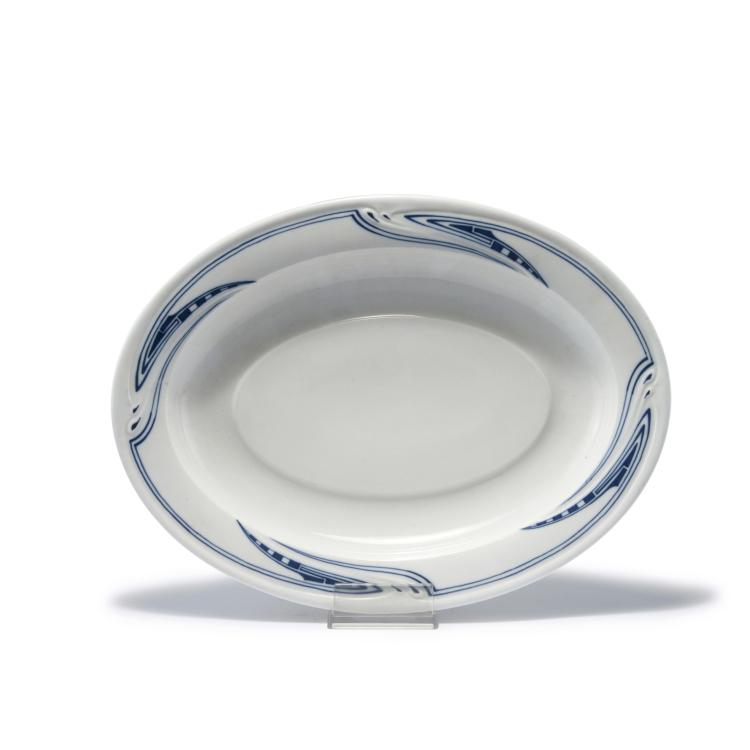 Hauptbild zu Objekt, Bratenschale 'Peitschenhieb', 1903-04, Henry van de Velde, Meissen, KPM, 130A 24