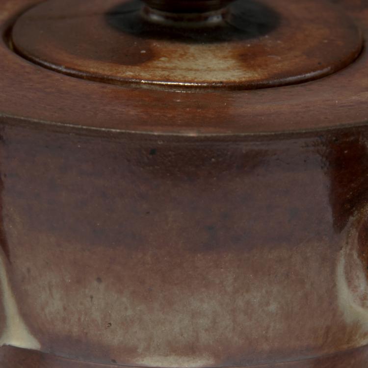 Bild 5 zu Objekt, &Auml;u&szlig;erst seltenes Tee-Extrakt-K&auml;nnchen, 1923, Theodor Bogler, Dornburg, Keramische Werkstatt, 130A 56