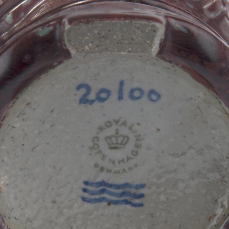 Bild 2 zu Objekt, Vase with cover, 1923-29, Jais Nielsen, Kopenhagen, KPM, 129 584