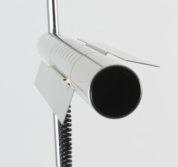 Bild 1 zu Objekt, Three 'Halo 250' floor lamps, 1976, Rosmarie Baltensweiler, Baltensweiler AG, Ebikon, 128B 576