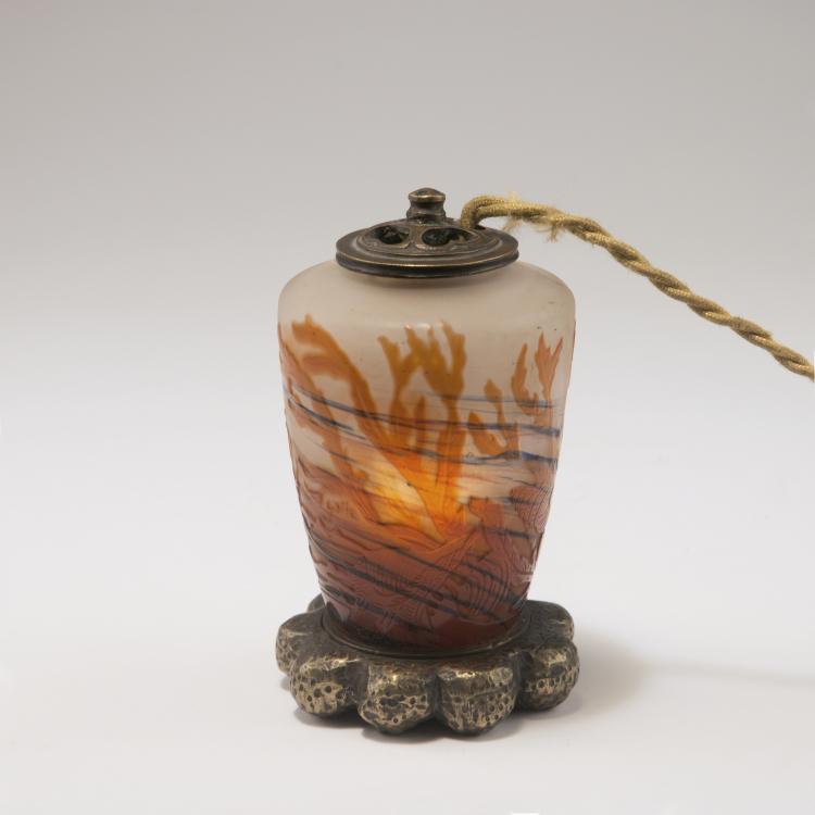 Hauptbild zu Objekt, 'Paysage aquatique' veilleuse, 1920s, Gall&eacute;, Emile, Nancy, 129 208