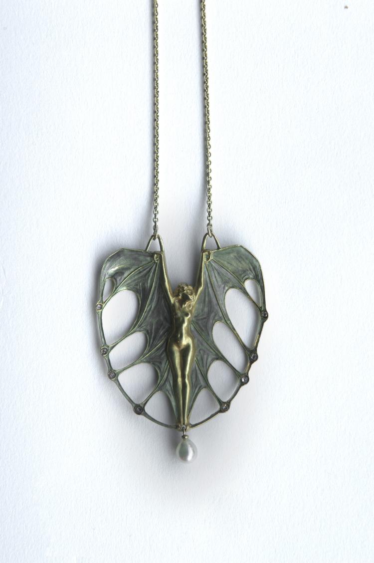 Bild 1 zu Objekt, 'Femme chauve souris' pendant, 1898-1900, Lalique, Ren&eacute;, Paris, 129 388