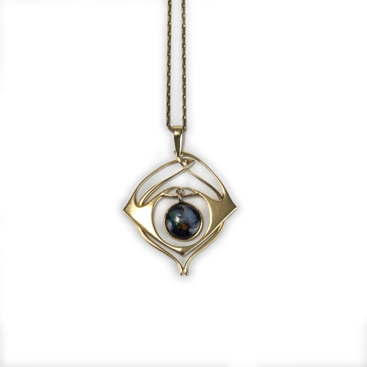 Hauptbild zu Objekt, Opal pendant, 1900-04, Archibald Knox, Liberty & Co., London, 129 390