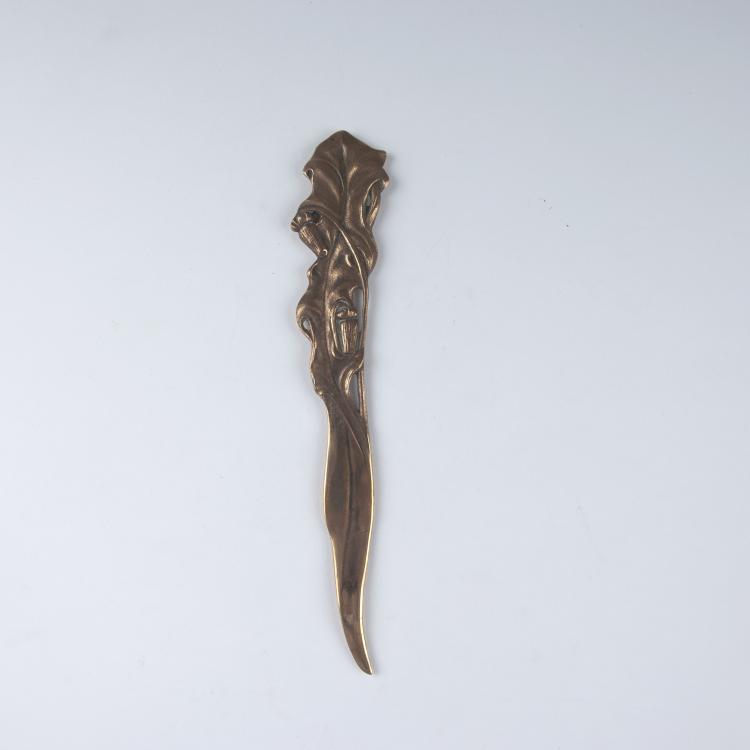 Bild 2 zu Objekt, 'Sleep' paper knife, c1900, Frankreich, 129 490