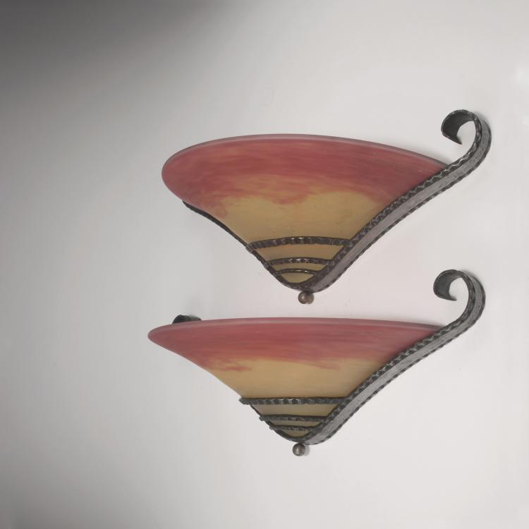 Hauptbild zu Objekt, Two brackets, c1925, Daum Fr&egrave;res, Nancy, 129 122