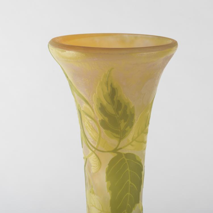 Bild 2 zu Objekt, Bodenvase 'Erable &agrave; feuilles de Fr&egrave;ne', 1902-05, Gall&eacute;, Emile, Nancy, 136C 98