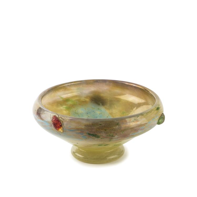 Hauptbild zu Objekt, 'Insectes et cabochon' bowl, c1910, Daum Fr&eacute;res, Nancy, 136C 63