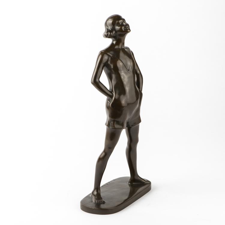 Bild 4 zu Objekt, Young woman, 1924, Erich van den Driesch, D&uuml;sseldorfer Bronzebildgiesserei, D&uuml;sseldorf, 136C 111