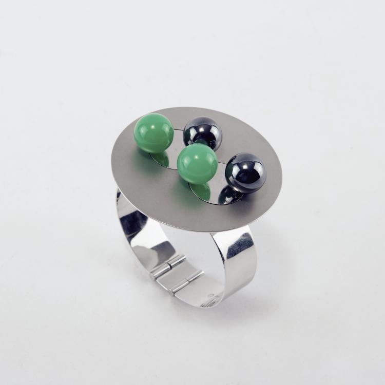 Bild 2 zu Objekt, Kinetic bracelet, 1969, Friedrich Becker, 136C 20