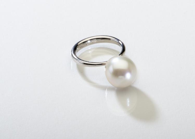 Hauptbild zu Objekt, Ring mit Perle, 1960, Friedrich Becker, 136C 5