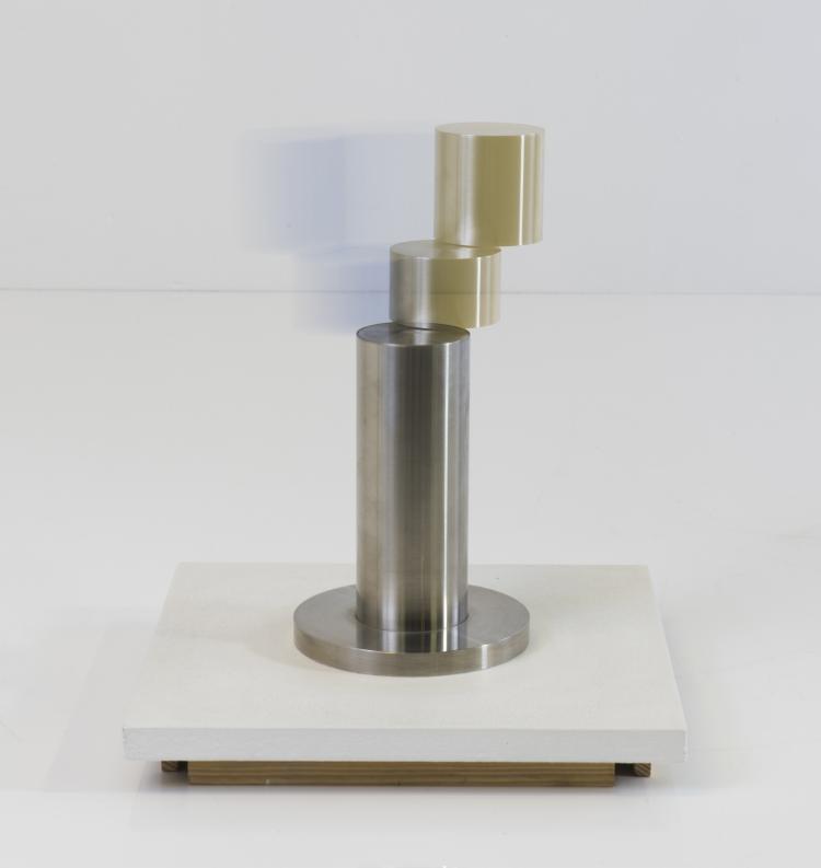 Bild 1 zu Objekt, Kinetic object, design for the 'Edelstahlpreis', 1991, Friedrich Becker, 136C 60