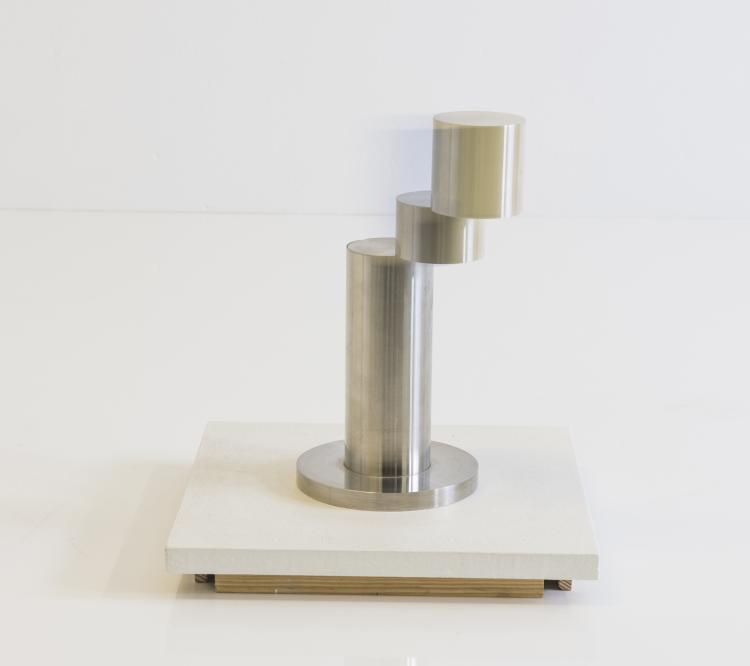 Bild 2 zu Objekt, Kinetic object, design for the 'Edelstahlpreis', 1991, Friedrich Becker, 136C 60