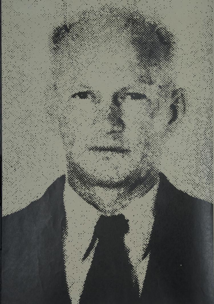 Hauptbild zu Objekt, 8 works 'Dossier No 2357, The Thirteen Most Wanted Men', c1967, Andy Warhol, 130B 292