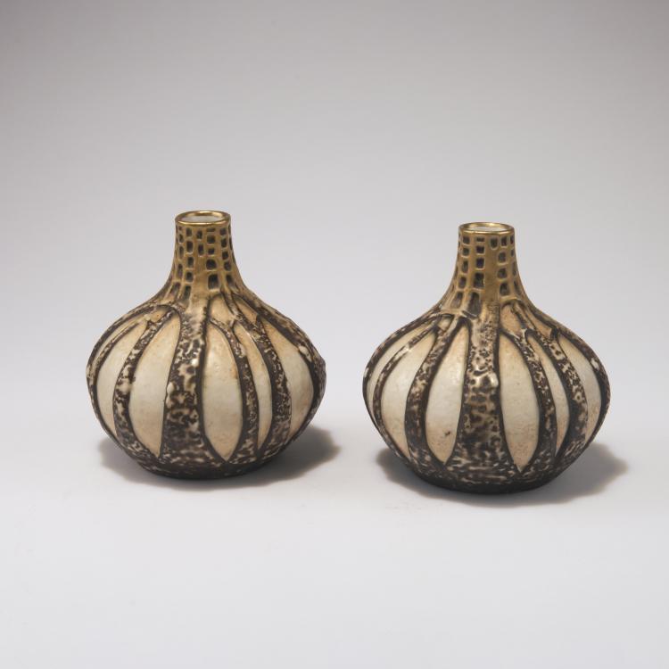 Hauptbild zu Objekt, Two small vases, c1900, Wahliss, Ernst, Turn-Teplitz/Wien, 129 661