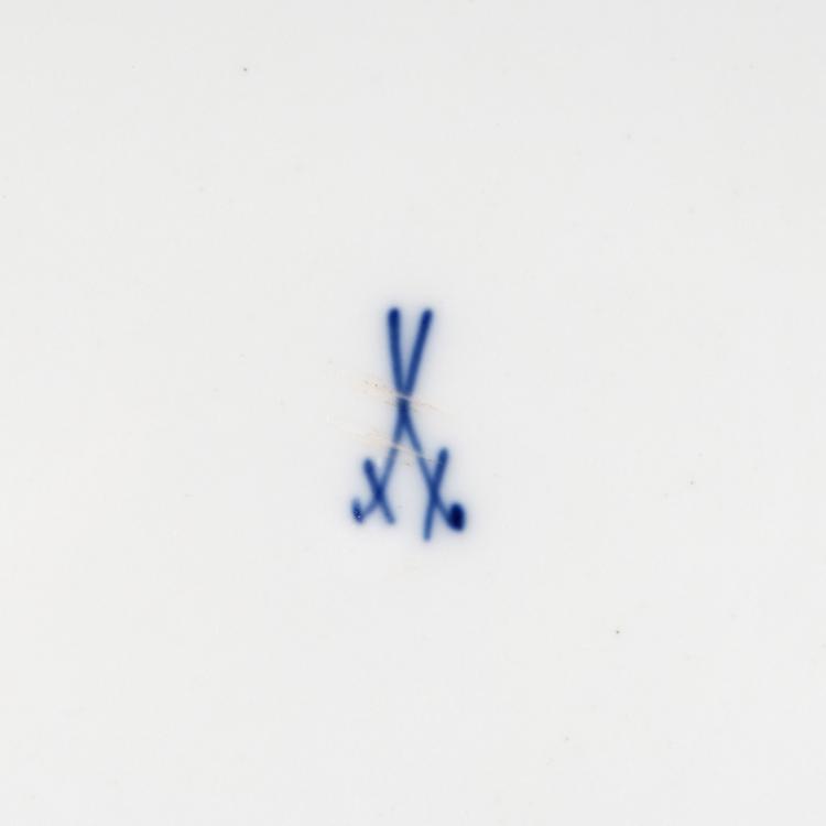 Bild 2 zu Objekt, Servierteller 'Peitschenhieb', 1903/04, Henry van de Velde, Meissen, KPM, 130A 33