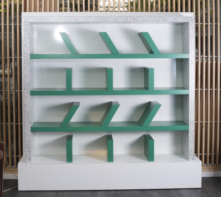 Hauptbild zu Objekt, 'Suvretta' shelf, 1981, Ettore Sottsass, Memphis, Mailand, 130A 188