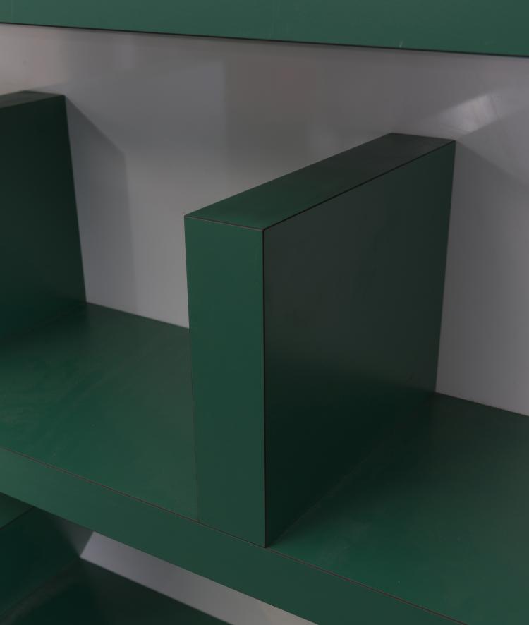 Bild 1 zu Objekt, 'Suvretta' shelf, 1981, Ettore Sottsass, Memphis, Mailand, 130A 188
