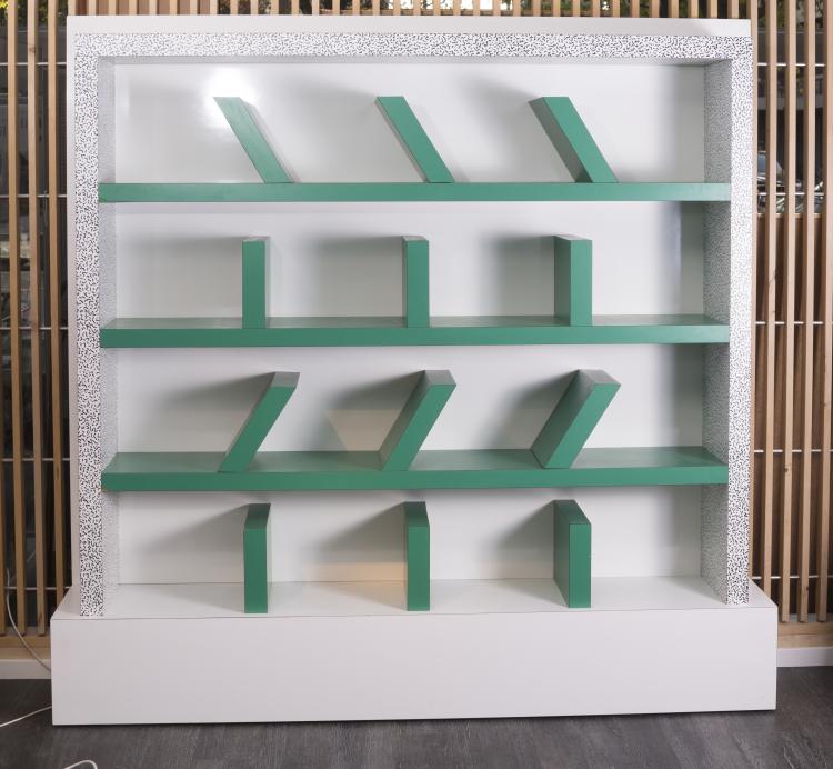 Bild 3 zu Objekt, 'Suvretta' shelf, 1981, Ettore Sottsass, Memphis, Mailand, 130A 188