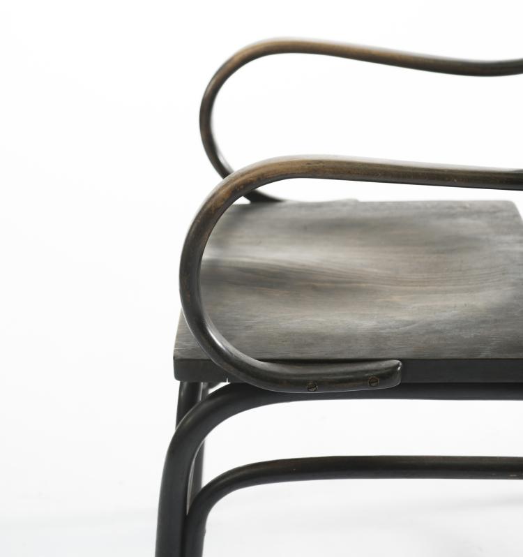 Bild 4 zu Objekt, 'B 403 F' armchair, 1927 , Ferdinand Kramer, Thonet, Frankenberg, 130A 68