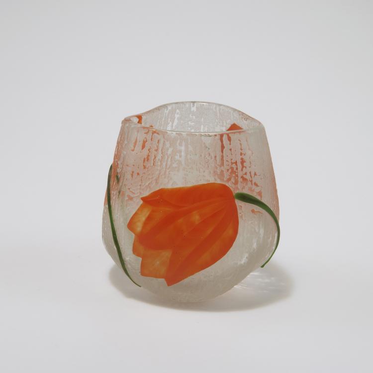 Bild 1 zu Objekt, 'Tulipes' vase, 1920-25, Daum Fr&egrave;res, Nancy, 129 117