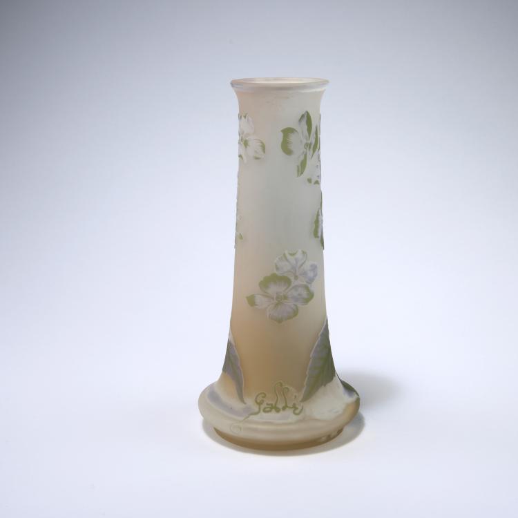 Bild 1 zu Objekt, 'Hortensias' vase, 1902-03, Gall&eacute;, Emile, Nancy, 129 159