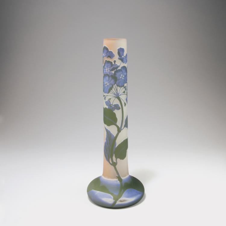 Hauptbild zu Objekt, Tall 'Hortensias' vase, 1902-03, Gall&eacute;, Emile, Nancy, 129 160