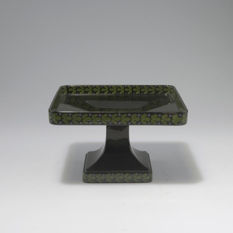 Bild 1 zu Objekt, Centrepiece, c1902, Christian Neureuther, W&auml;chtersbacher Steingutfabrik, Schlierbach, 129 659