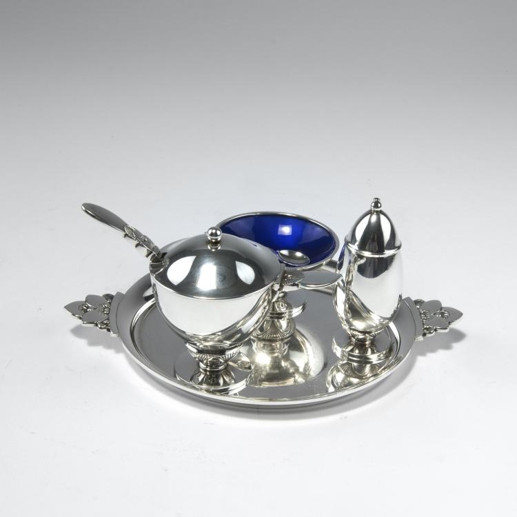 Bild 1 zu Objekt, 'Cactus' mustard jar with spoon, salt dish, pepper cellar and tray, 1930, Gundorph Albertus, Jensen, Georg, Kopenhagen, 129 414