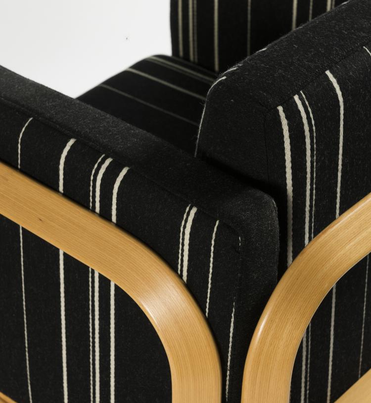 Bild 3 zu Objekt, Two armchairs, 1967/68, Hansen, Fritz, Aller&oslash;d, 131B 519