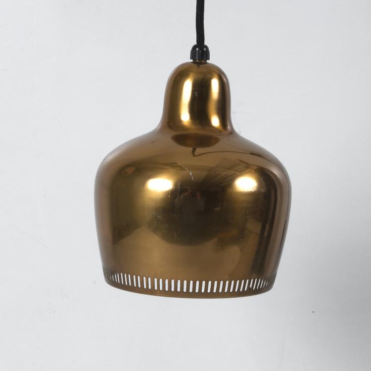 Bild 2 zu Objekt, Wandleuchte 'A33' - 'Golden Bell', 1937, Alvar Aalto, Valaistusty&ouml; Ky, Helsinki (zugeschrieben), 130A 168