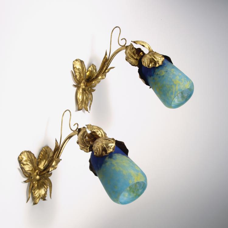 Hauptbild zu Objekt, Pair of brackets, c1905, Daum Fr&egrave;res, Nancy, 129 54