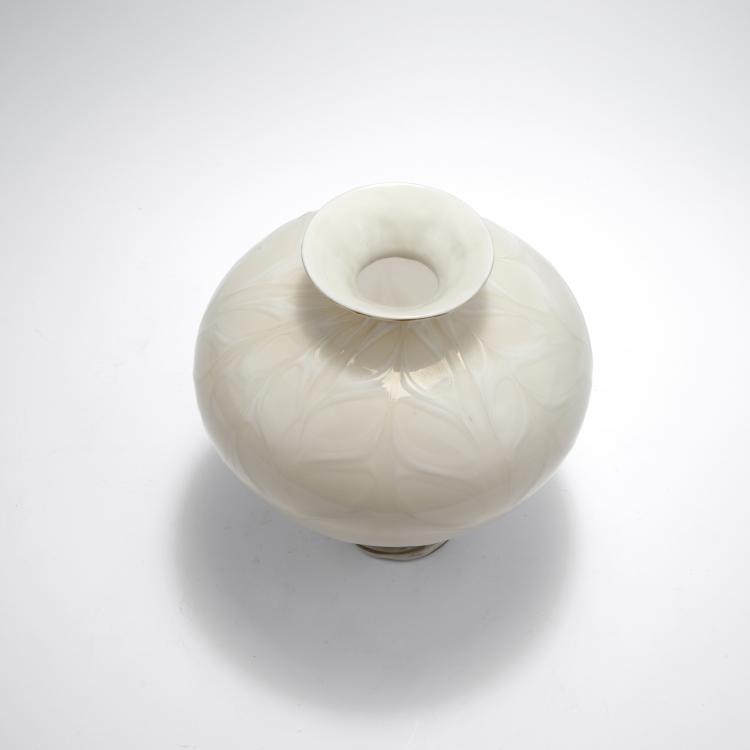 Bild 1 zu Objekt, 'Fenicio' vase, c1932, Napoleone Martinuzzi, Zecchin-Martinuzzi, Murano, 131C 591