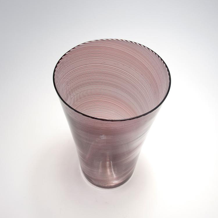 Bild 1 zu Objekt, Vase 'Mezza filigrana', um 1934, Carlo Scarpa, Venini & C., Murano, 131C 599