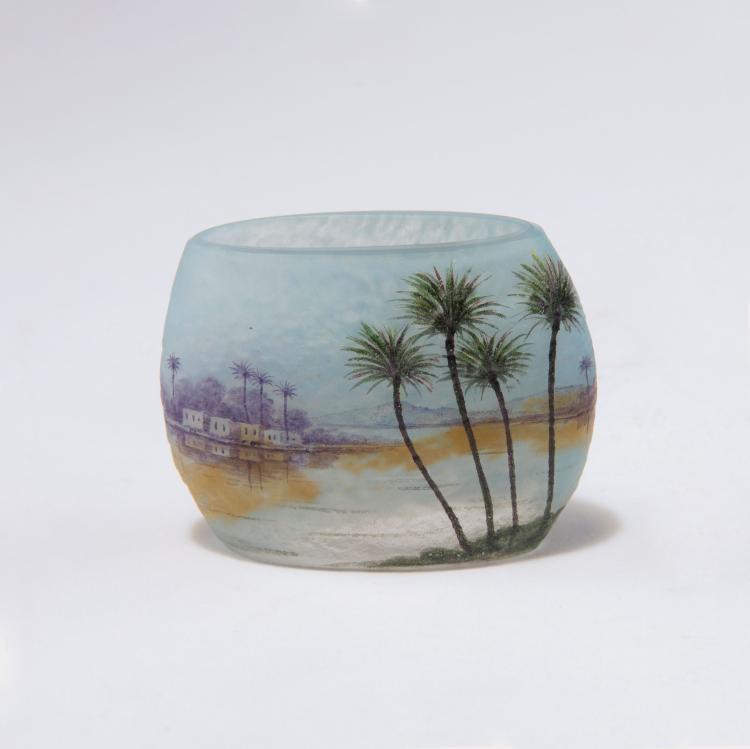 Hauptbild zu Objekt, Miniature 'Nil' vase, 1905, Daum Fr&egrave;res, Nancy, 129 46