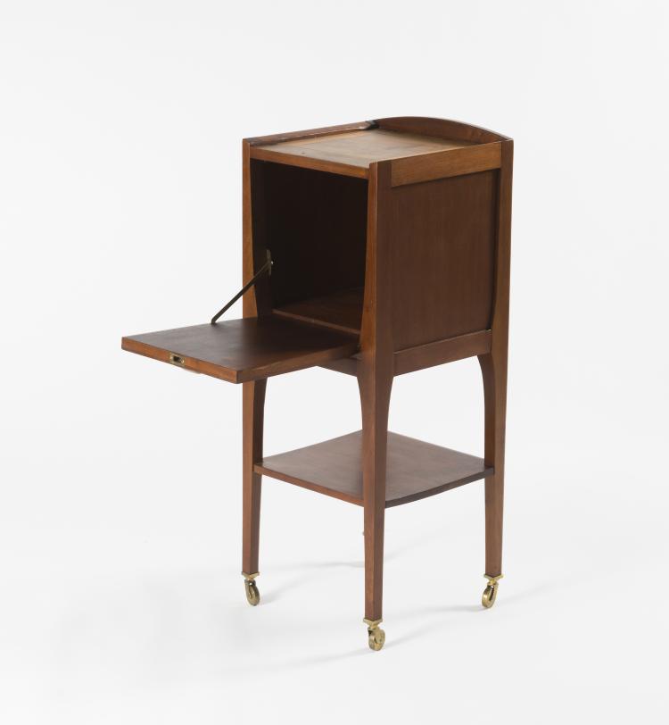 Bild 2 zu Objekt, Bedside table on wheels, 1903 , Henry van de Velde, 130A 20