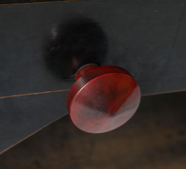 Bild 14 zu Objekt, Desk, cabinet, bench, armchair, two chairs, 1920s , Prag, 130A 19